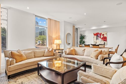 204-2402 E Esplanade Ln, Phoenix, AZ, 85016-9108 | Card Image