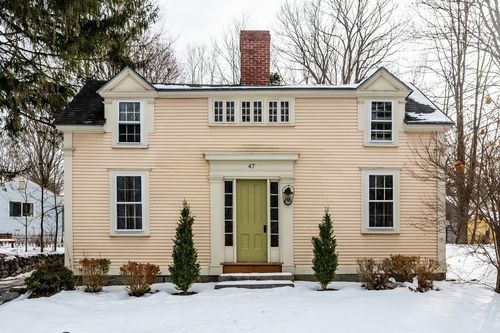 47 Newmarket Rd, Durham, NH, 03824-3127 | Card Image