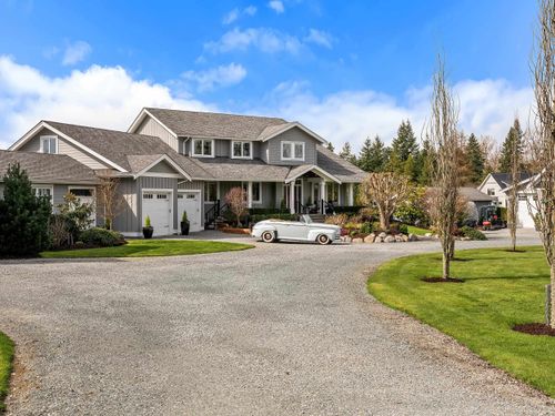 5721 224 St, Langley, BC, V2Y2M1 | Card Image