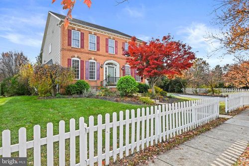 20553 Middlebury St, ASHBURN, VA, 20147-7455 | Card Image