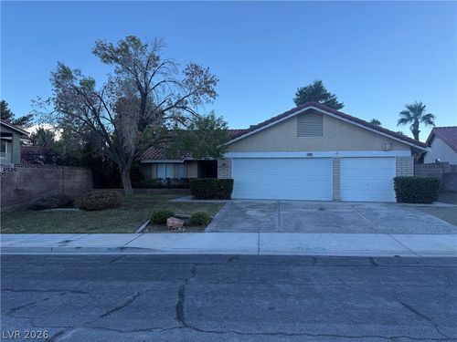 8909 Silvagni Dr, Las Vegas, NV, 89117-1137 | Card Image