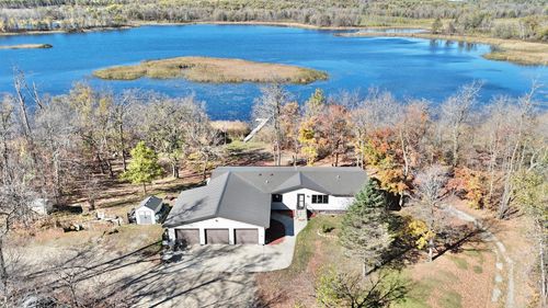 25586 E Island Lake Rd, Detroit Lakes, MN, 56501-8106 | Card Image
