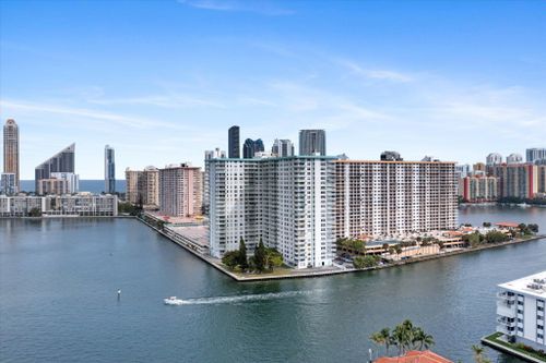 2301-301 174 Street, Sunny Isles Beach, FL, 33160 | Card Image