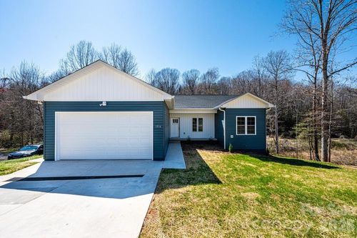1314 39th Street Cir Sw, Hickory, NC, 28602-4555 | Card Image