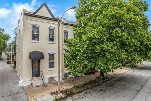 2811 Pennsylvania Ave, Saint Louis, MO, 63118-1311 | Card Image