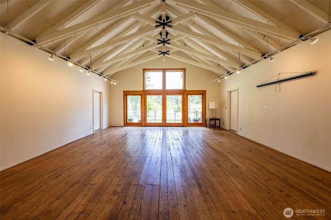 Event Space in Barn | Image 25
