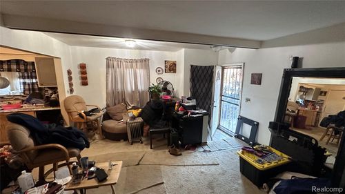 16216 Tacoma St, Detroit, MI, 48205-2049 | Card Image