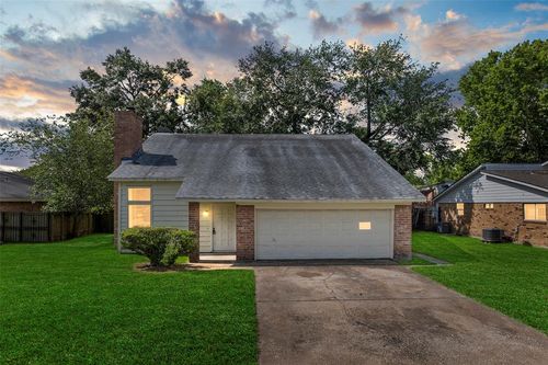 6639 Feather Creek Dr, Houston, TX, 77086-2003 | Card Image