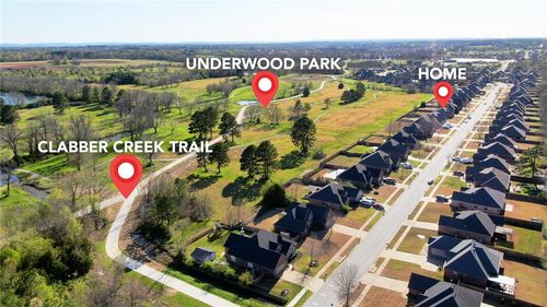 2715 W Vanike Dr, Fayetteville, AR, 72704-7547 | Card Image