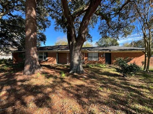 4411 3rd St, Alexandria, LA, 71302-5202 | Card Image