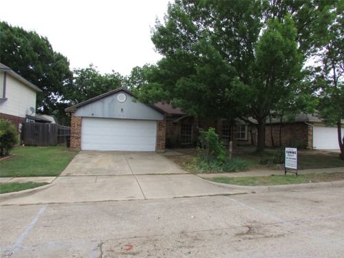 8337 Cloverglen Lane, Fort Worth, TX, 76123 | Card Image