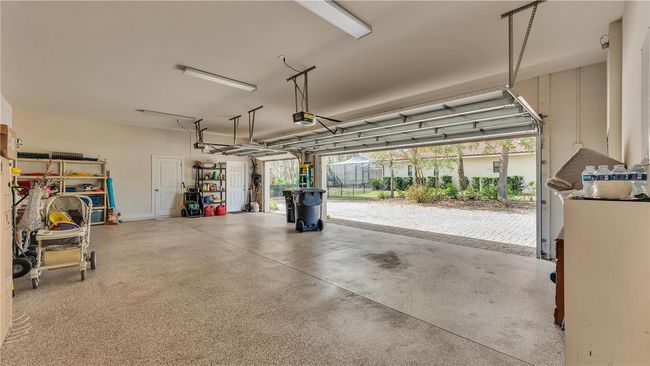 Garage | Image 88