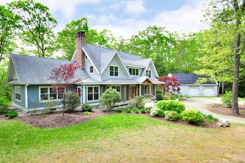 30 Holcomb Rdg, West Granby, CT, 06090-1608 | Card Image