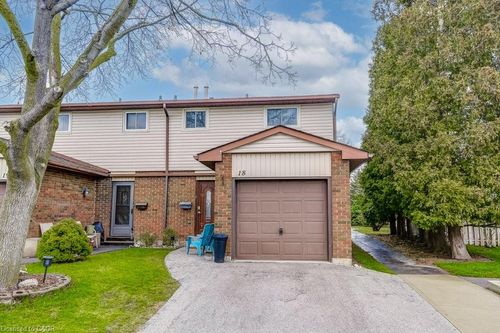 18-1350 Limeridge Rd E, Hamilton, ON, L8W1L6 | Card Image