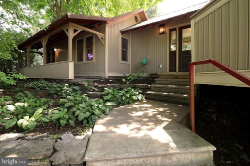 1320 Boalsburg Rd, BOALSBURG, PA, 16827-1011 | Card Image