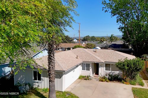 1205 E Oak Ave, Lompoc, CA, 93436-4227 | Card Image