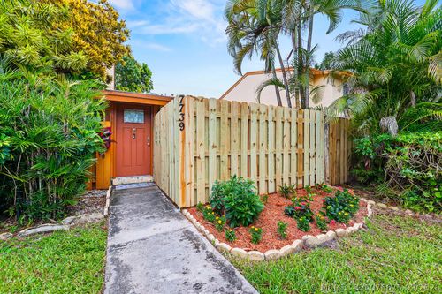 7739-7739 Balboa St, Sunrise, FL, 33351-6309 | Card Image