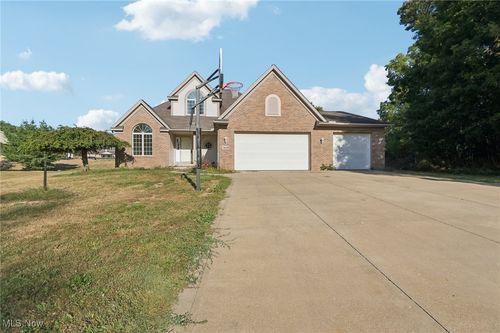 3619 Rowland Ave Ne, Canton, OH, 44714-1515 | Card Image
