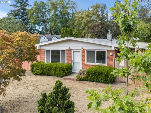 10523 Se Cora St, Portland, OR, 97266-2333 | Card Image
