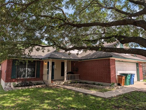 8007 Forbsdale Dr, Austin, TX, 78747-4014 | Card Image