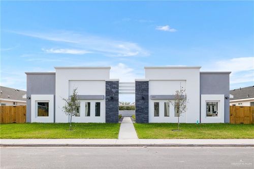 3-11006 N 33rd Ln, McAllen, TX, 78504-6824 | Card Image