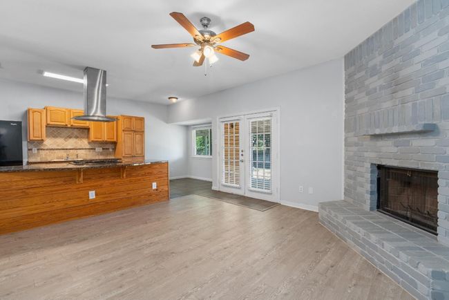 1102 Ivybridge Dr, House other with 3 bedrooms, 2 bathrooms and 2 parking in Pflugerville TX | Image 7