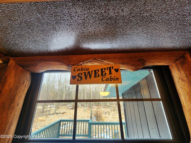 Kitchen Window | Image 38