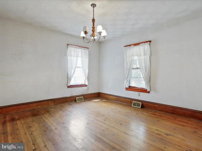 2 W Marathon Pl, House other with 5 bedrooms, 2 bathrooms and null parking in ROMNEY WV | Image 7