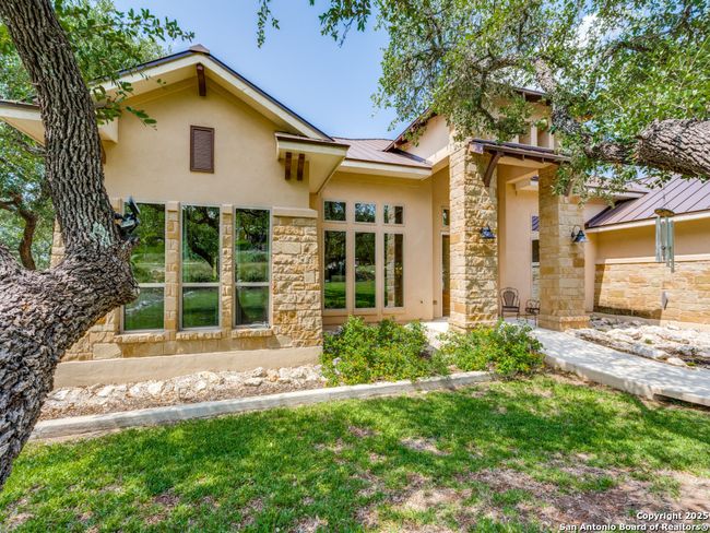 1556 Canyon Lake Dr, House other with 4 bedrooms, 4 bathrooms and null parking in Canyon Lake TX | Image 9