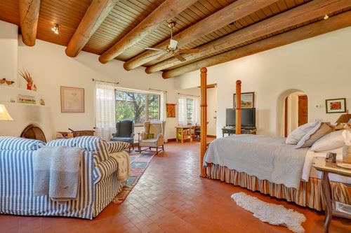 414 Theodora St, Taos, NM, 87571 | Card Image