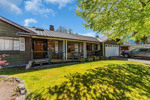 41520 Brennan Rd, Squamish, BC, V0N0A4 | Card Image