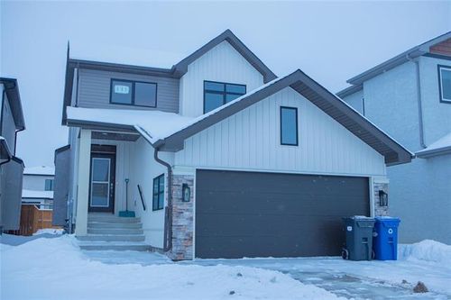 111 Snowy Owl Cres, Winnipeg, MB, R3X0V2 | Card Image
