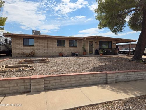 3542 W Eastham Ln, Tucson, AZ, 85741-1414 | Card Image