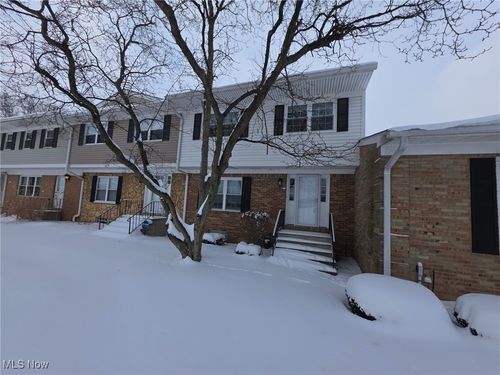 2046 Beechtree Drive, Uniontown, OH, 44685 | Card Image