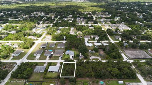 9055 103rd Ave, Vero Beach, FL, 32967-3076 | Card Image
