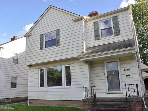 4302 Silsby Rd, University Heights, OH, 44118-3937 | Card Image