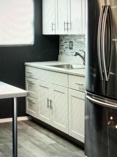 apt-8d-401 Us Highway 22, North Plainfield, NJ, 07060-3825 | Card Image