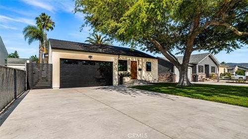 1436 N Frederic St, Burbank, CA, 91505-1646 | Card Image