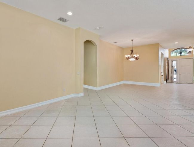 7562 Starfish Reef Ln, House other with 3 bedrooms, 2 bathrooms and null parking in Lake Worth FL | Image 10