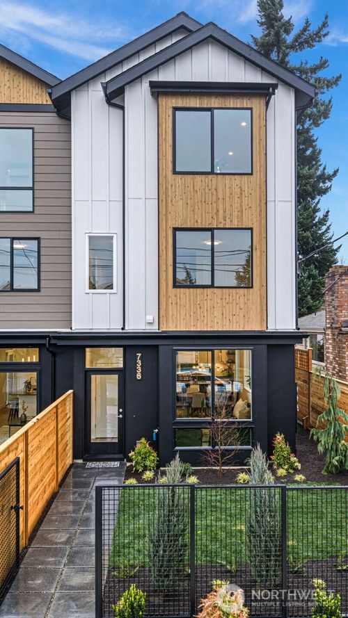 7336 27th Ave Nw, Seattle, WA, 98117-5933 | Card Image