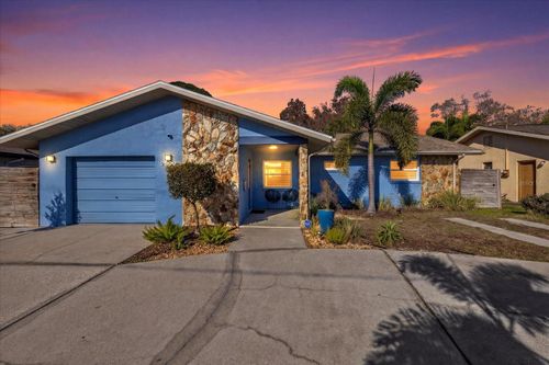 2000 58th St N, St Petersburg, FL, 33710-5053 | Card Image