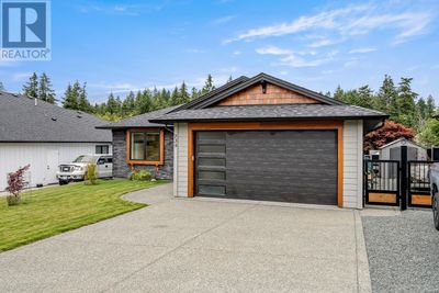 739 Bushbuck Dr, House other with 3 bedrooms, 2 bathrooms and 5 parking in Campbell River BC | Image 1