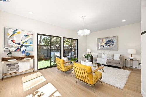 1202 Moonsail Ln, Foster City, CA, 94404-1919 | Card Image