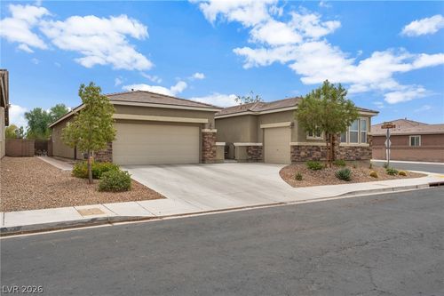 5652 Portage Lake Ct, Las Vegas, NV, 89130-1204 | Card Image
