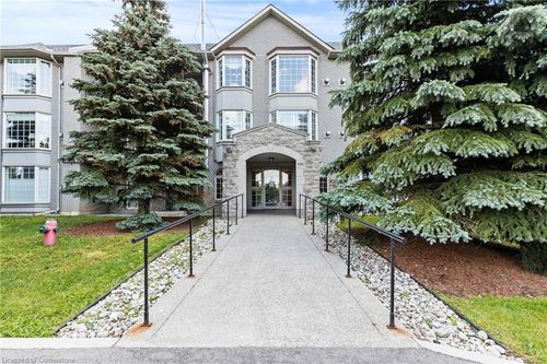 301-990 Golf Links Rd, Ancaster, ON, L9K1J8 | Card Image