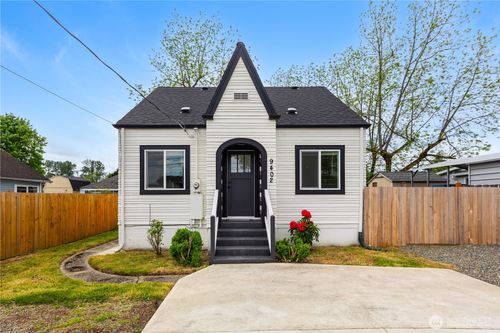 9402 Portland Ave E, Tacoma, WA, 98445-5524 | Card Image