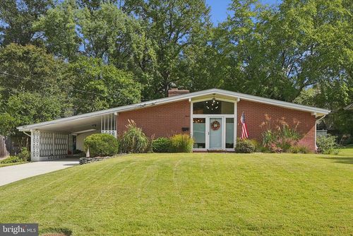 8611 Camden St, ALEXANDRIA, VA, 22308-2316 | Card Image