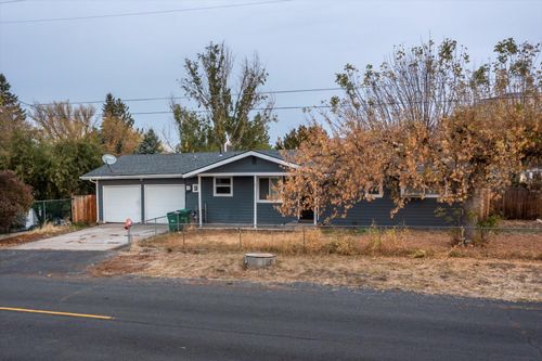 6313 Dennis Drive, Klamath Falls, OR, 97603 | Card Image