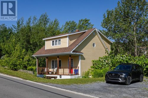 82 Valley Rd, House with 3 bedrooms, 1 bathrooms and null parking in Corner Brook NL | Card Image