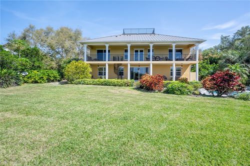 230 Shores Dr, Indian River Shores, FL, 32963-3901 | Card Image